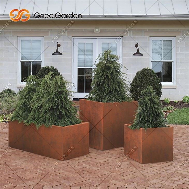 Rusty Round Corten Steel Planters Boxes